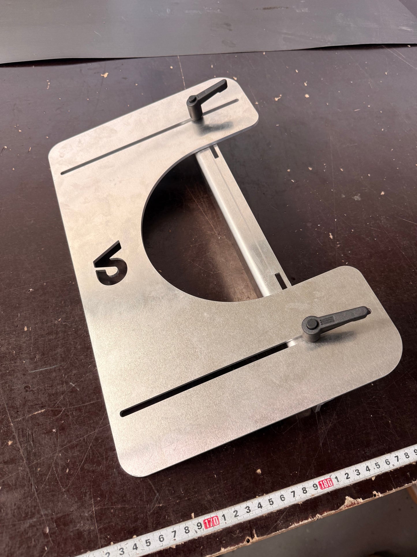 SchnittFix Anreißschablone für Dachziegel von CA-Vision